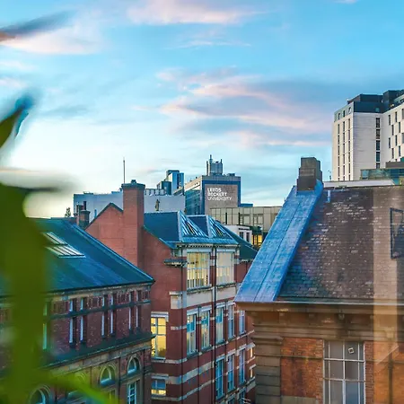 Modern 2-bed 2-bath - Prime Centre * Leeds (West Yorkshire)