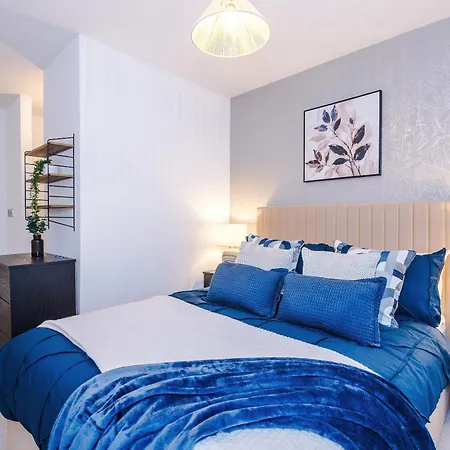 Modern 2-bed 2-bath - Prime Centre Apartment Leeds (West Yorkshire)
